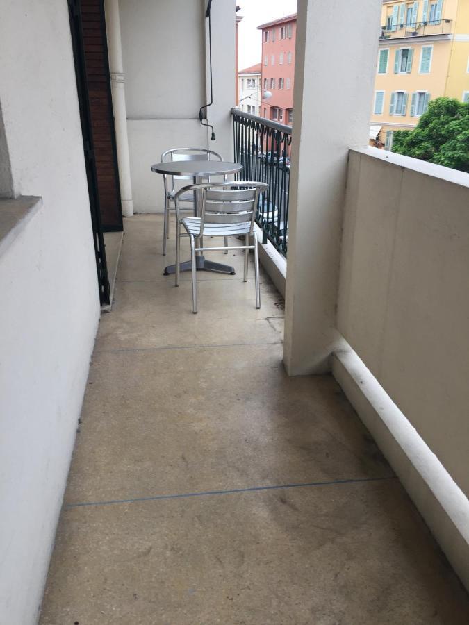 Appartement T3 Climatise Entre Mer Et Centre Nice Exterior photo